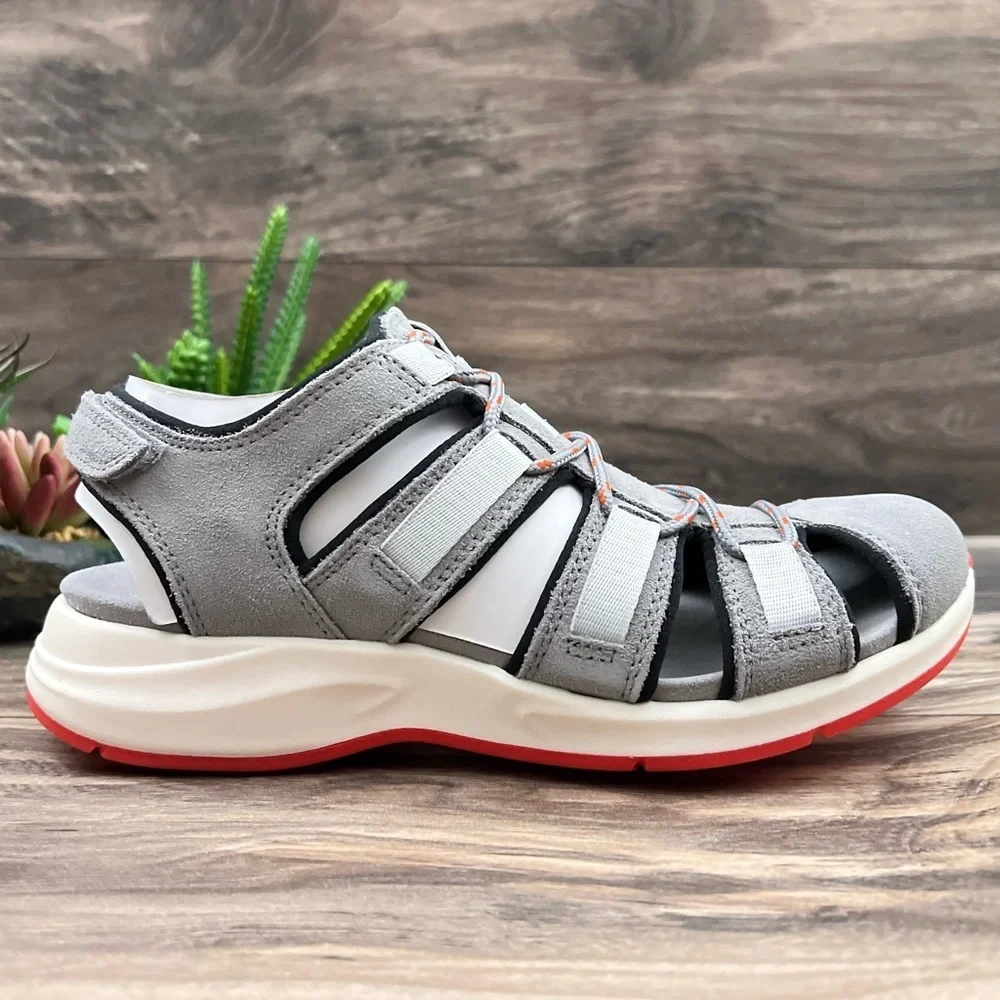 Clarks nib solan